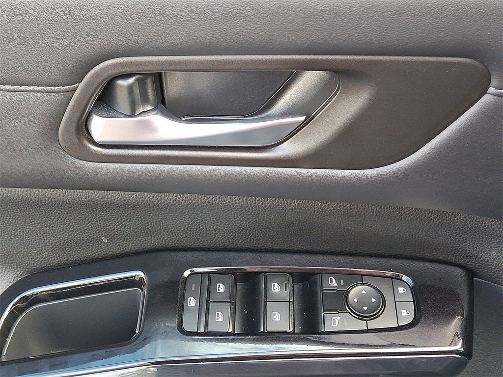 2022 Nissan Pathfinder SV 4WD