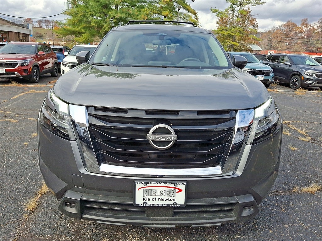 2022 Nissan Pathfinder SV 4WD