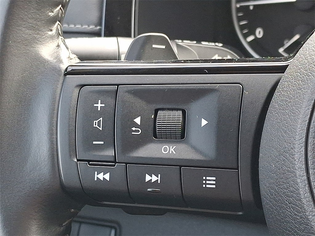 2022 Nissan Pathfinder SV 4WD