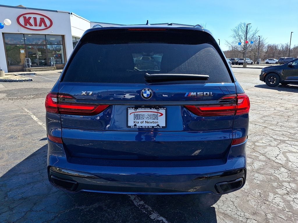 2020 BMW X7 M50i