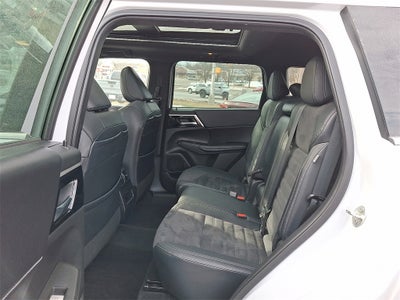 2022 Mitsubishi Outlander Black Edition