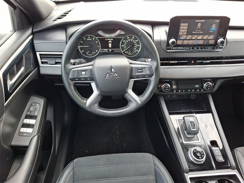 2022 Mitsubishi Outlander Black Edition