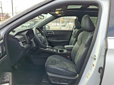 2022 Mitsubishi Outlander Black Edition