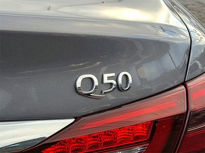 2022 INFINITI Q50 LUXE