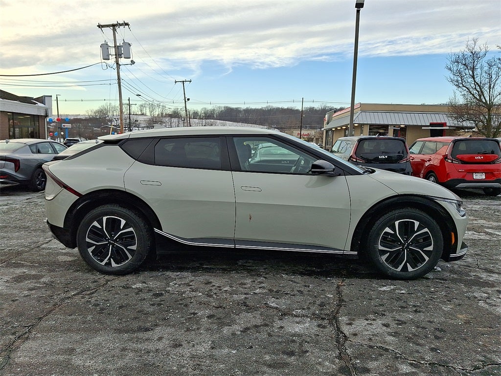 2022 Kia EV6 Wind AWD