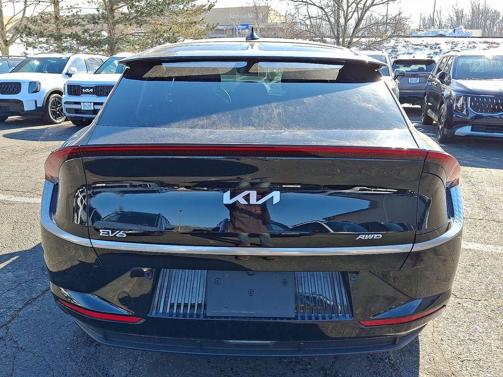 2022 Kia EV6 Wind