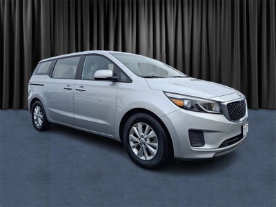 2016 Kia Sedona L