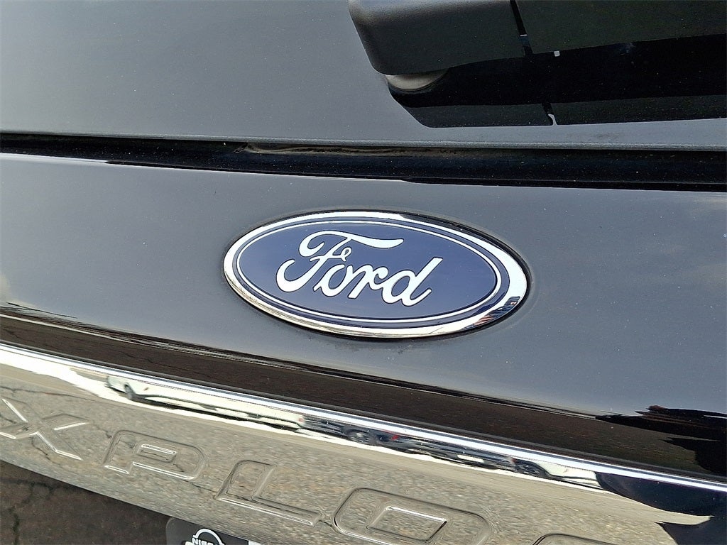 2023 Ford Explorer XLT 4WD