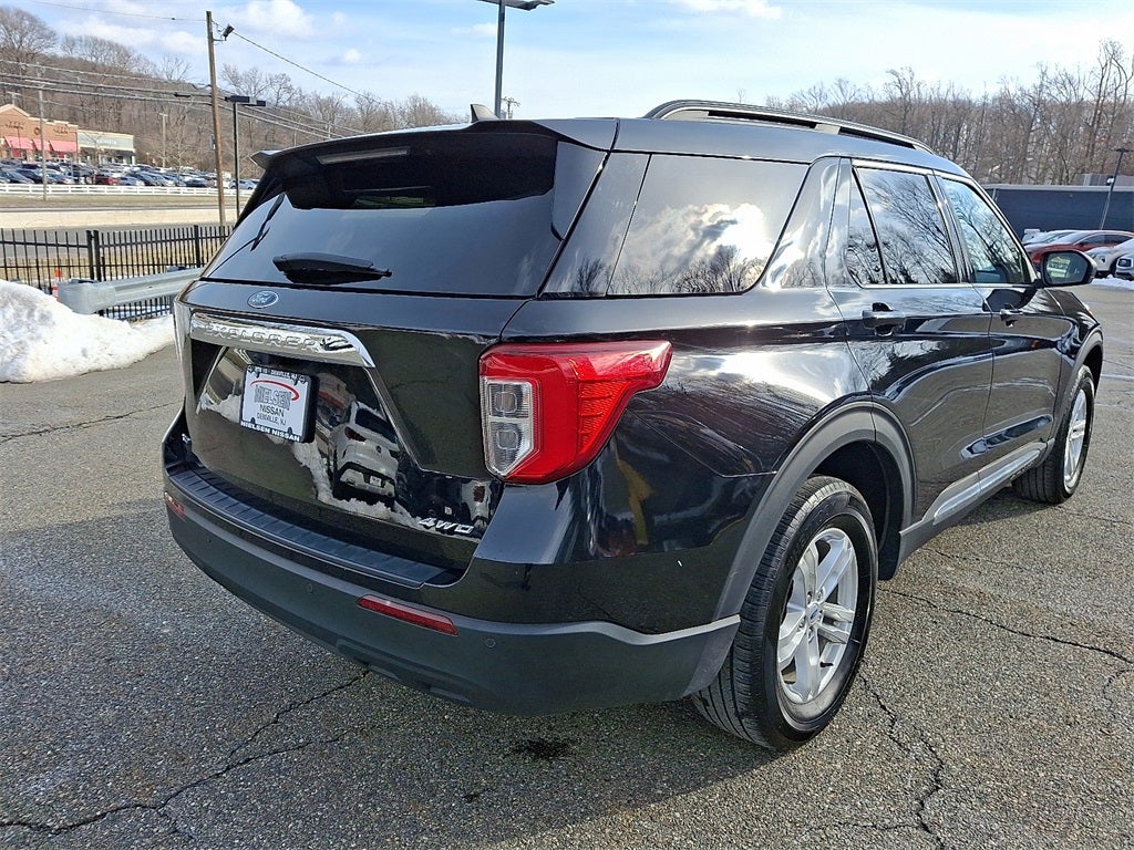 2023 Ford Explorer XLT 4WD