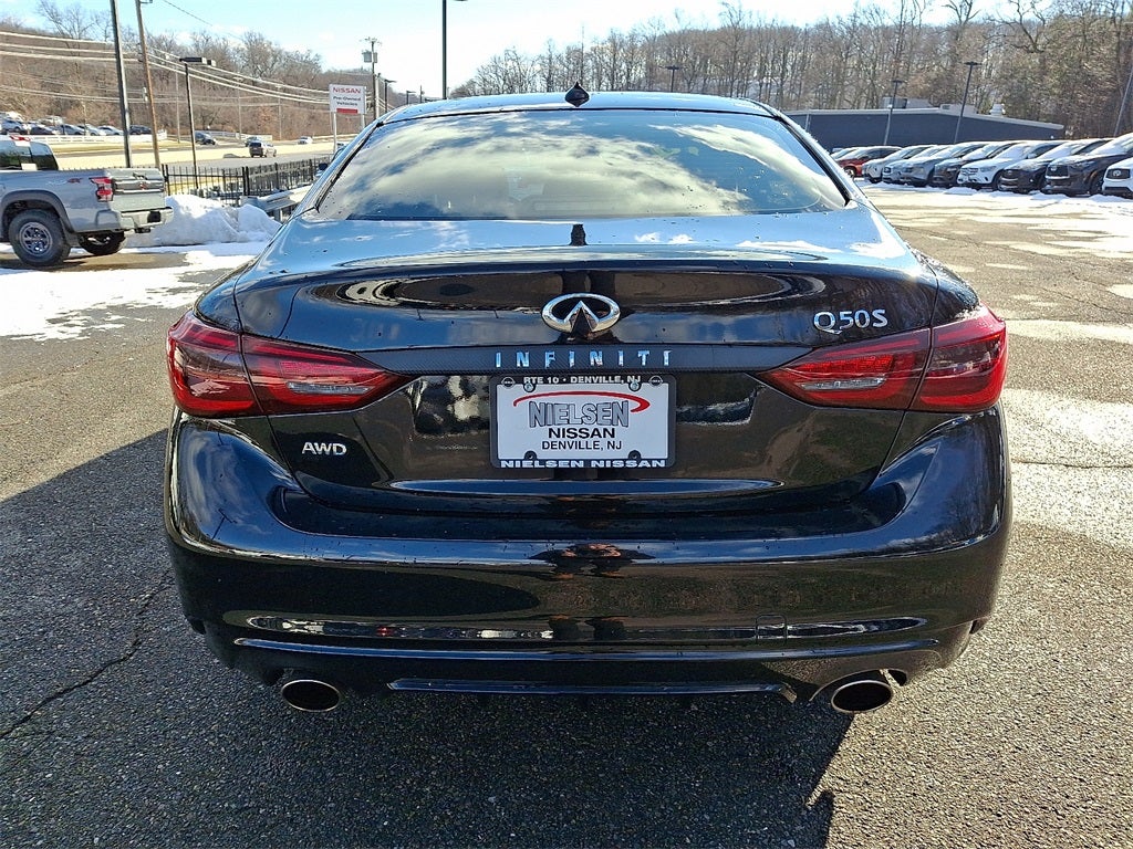 2018 INFINITI Q50 Sport ESSENTIAL & ALL WEATHER PKG AWD