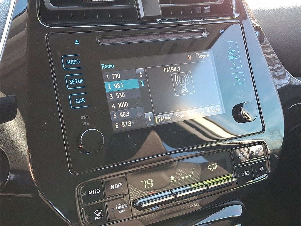 2019 Toyota Prius LE AWD-e