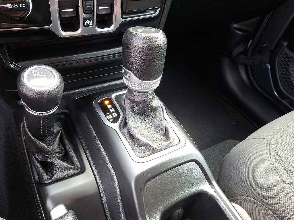 2022 Jeep Wrangler Sport S