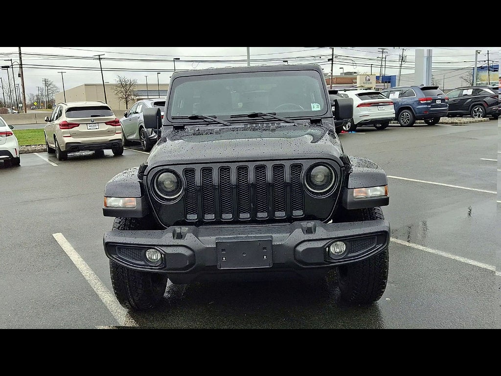 2022 Jeep Wrangler Sahara Altitude