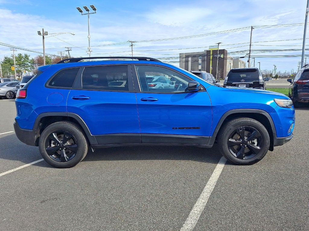 2023 Jeep Cherokee Altitude Lux