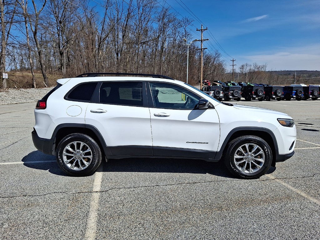 2022 Jeep Cherokee Latitude Lux