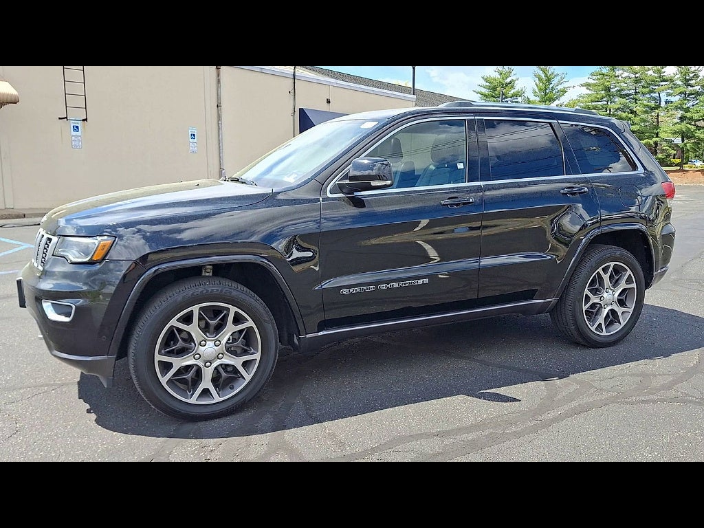 2018 Jeep Grand Cherokee Sterling Edition