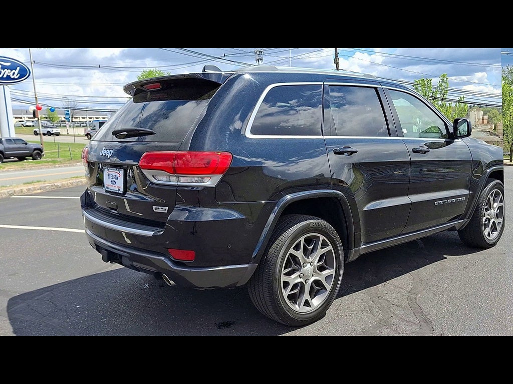 2018 Jeep Grand Cherokee Sterling Edition