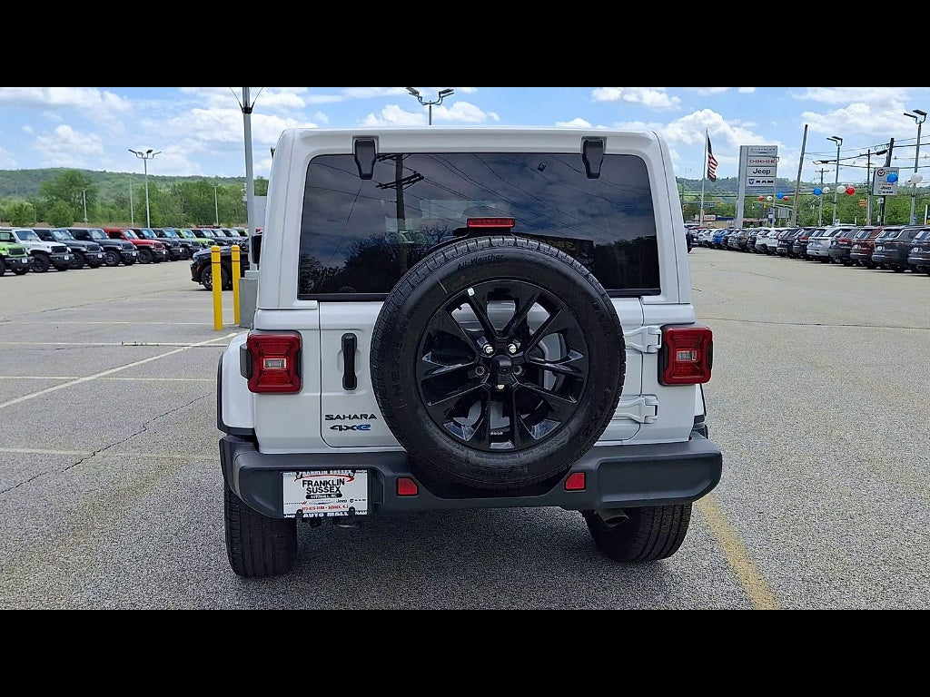 2025 Jeep Wrangler 4xe Sahara 4xe