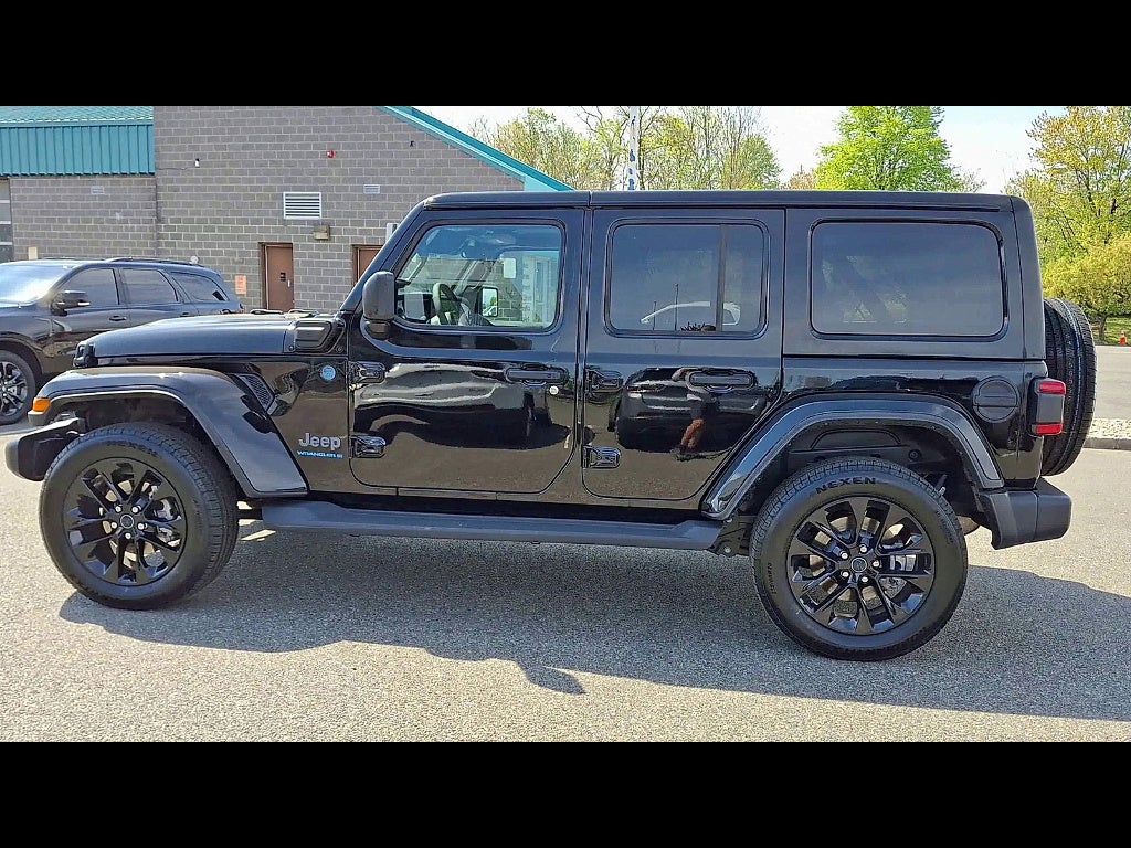 2025 Jeep Wrangler 4xe Sahara 4xe