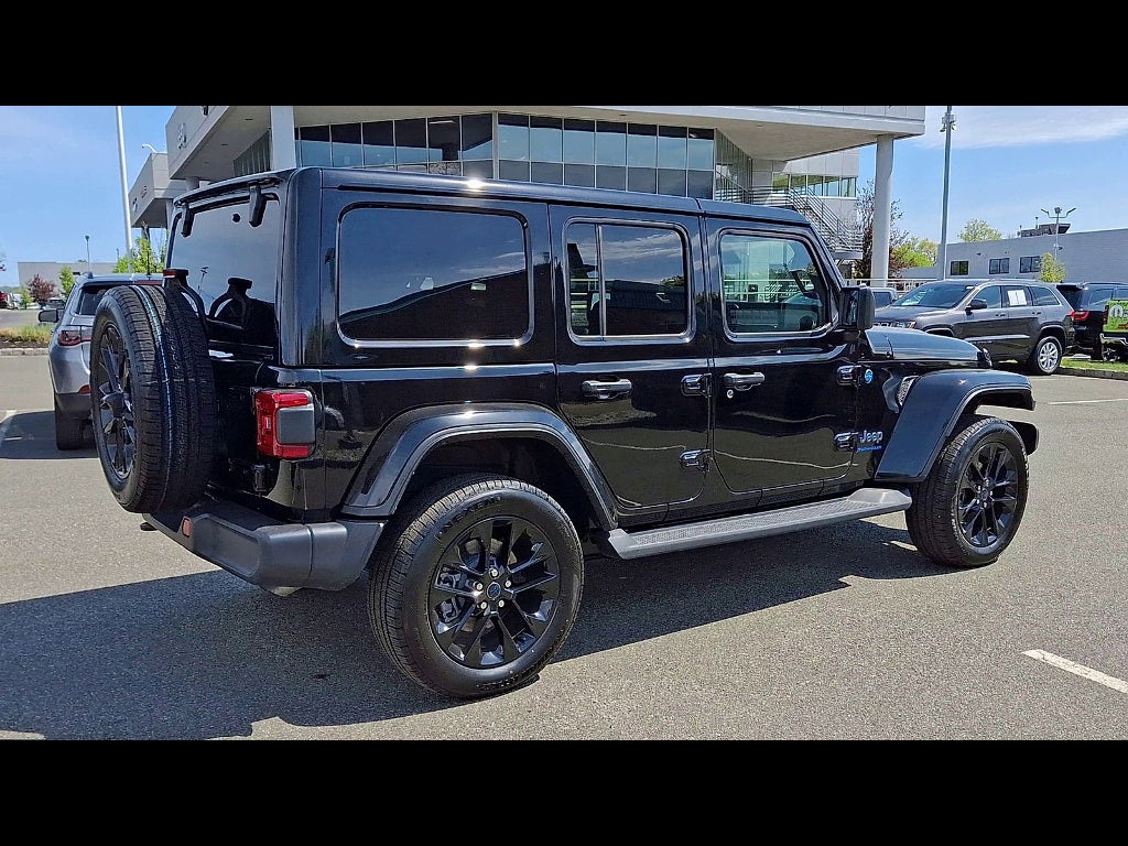 2025 Jeep Wrangler 4xe Sahara 4xe