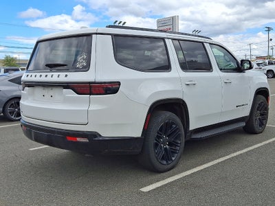 2023 Jeep Wagoneer Series II