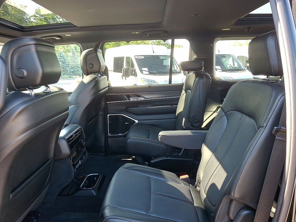 2024 Jeep Wagoneer Series III