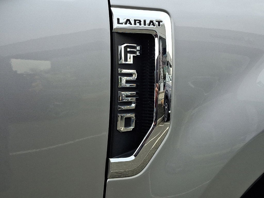 2022 Ford Super Duty F-250 SRW Lariat