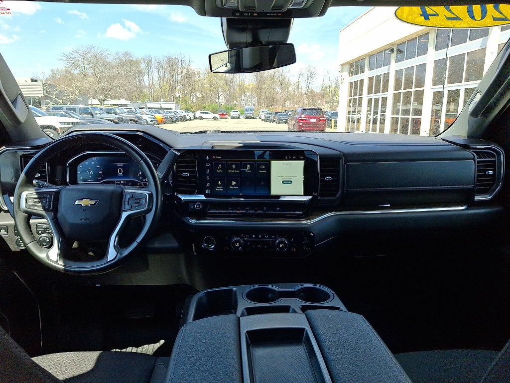 2024 Chevrolet Silverado 1500 LT