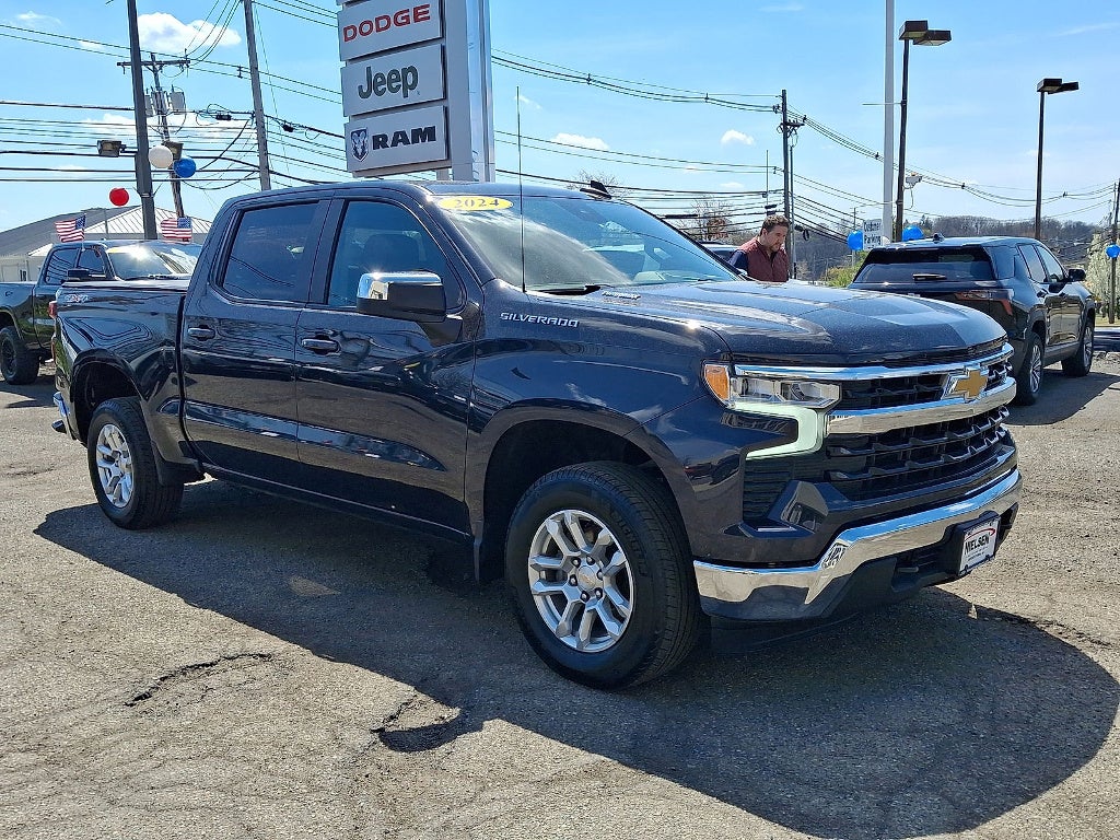 2024 Chevrolet Silverado 1500 LT