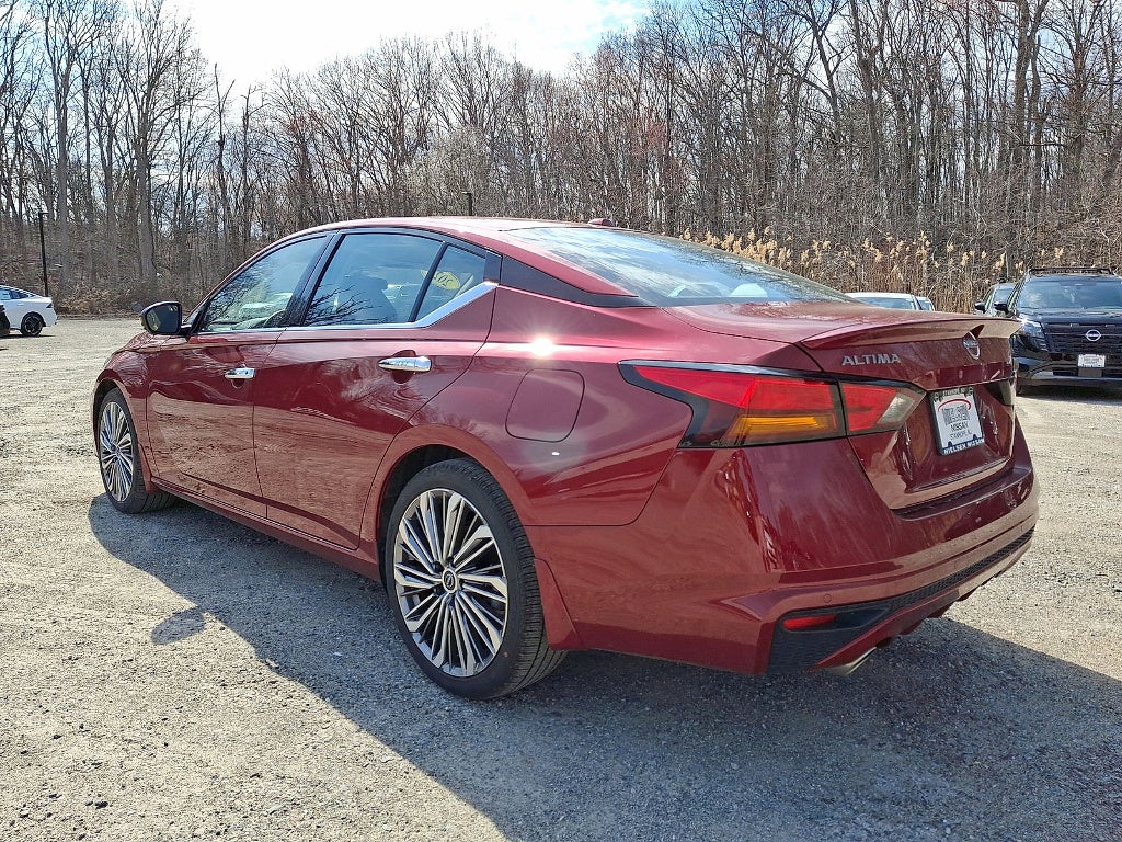 2025 Nissan Altima 2.5 SL