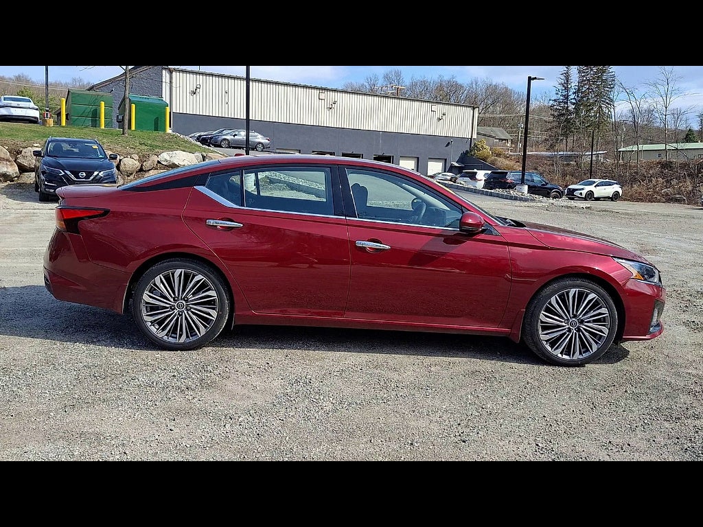 2025 Nissan Altima 2.5 SL