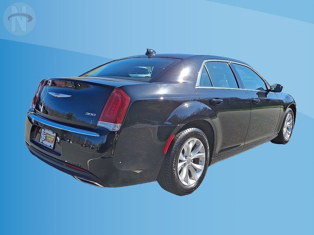2023 Chrysler 300 Touring
