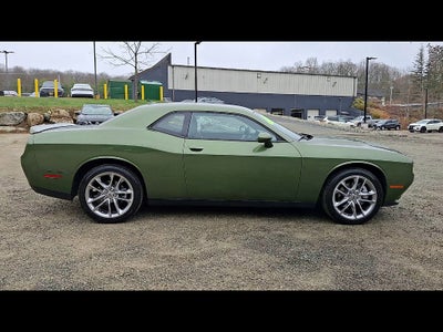 2022 Dodge Challenger SXT