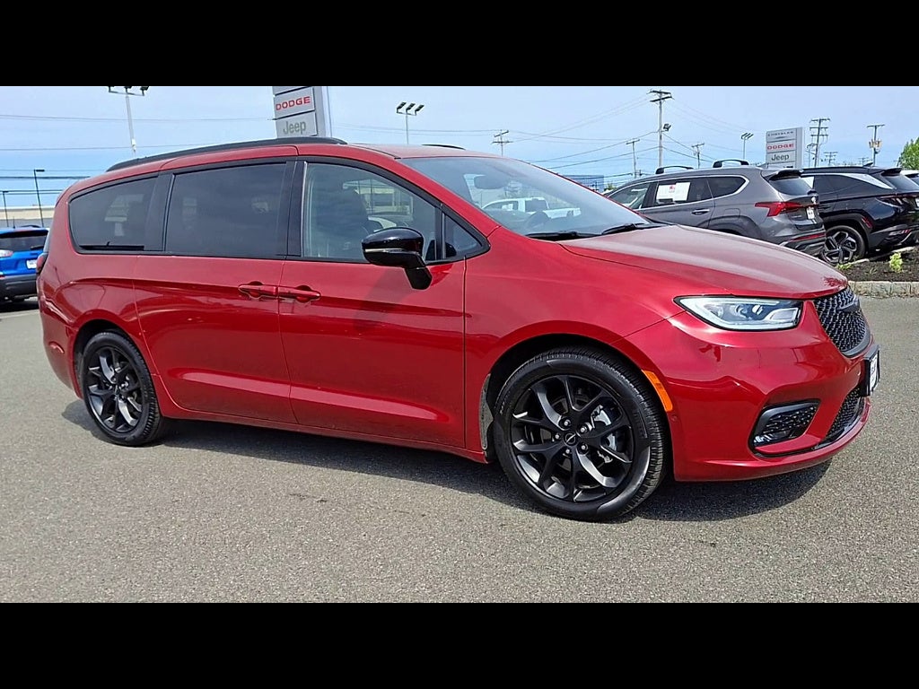 2025 Chrysler Pacifica Limited