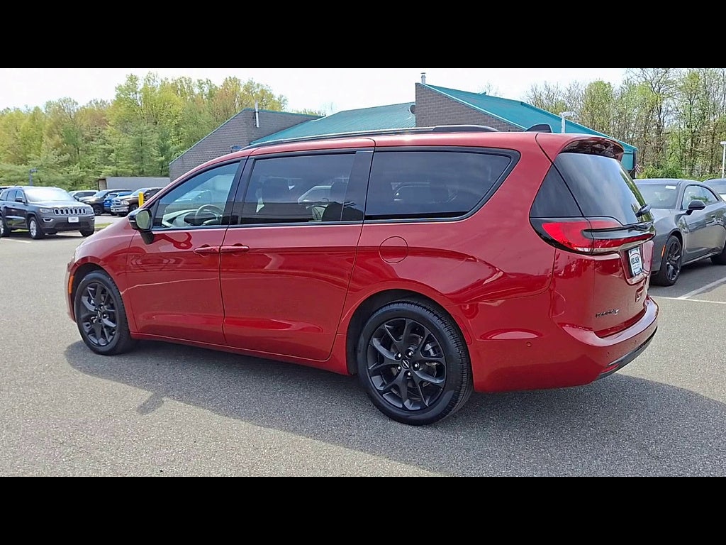 2025 Chrysler Pacifica Limited