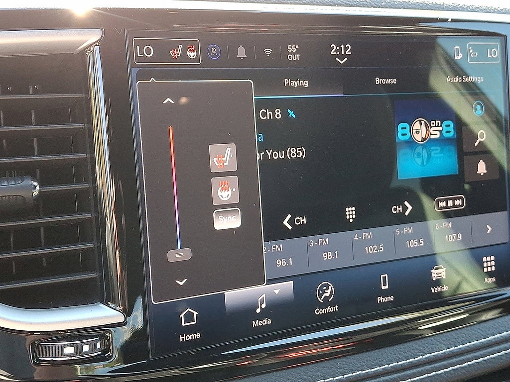 2025 Chrysler Pacifica Select