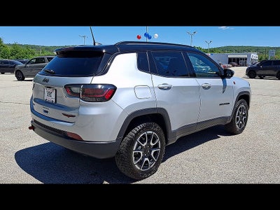 2024 Jeep Compass Trailhawk
