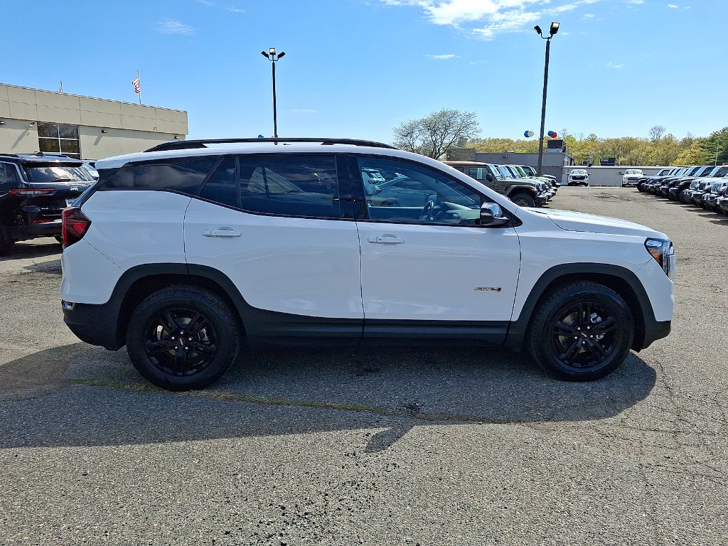 2022 GMC Terrain AT4