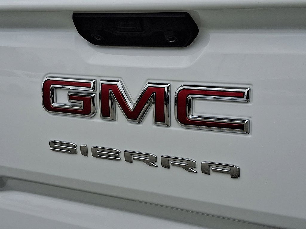 2025 GMC Sierra 1500 Elevation Standard