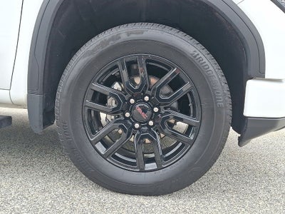 2025 GMC Sierra 1500 Elevation Standard