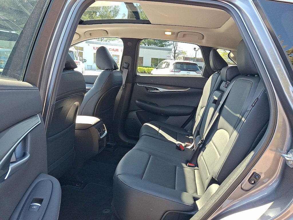 2025 INFINITI QX50 Luxe