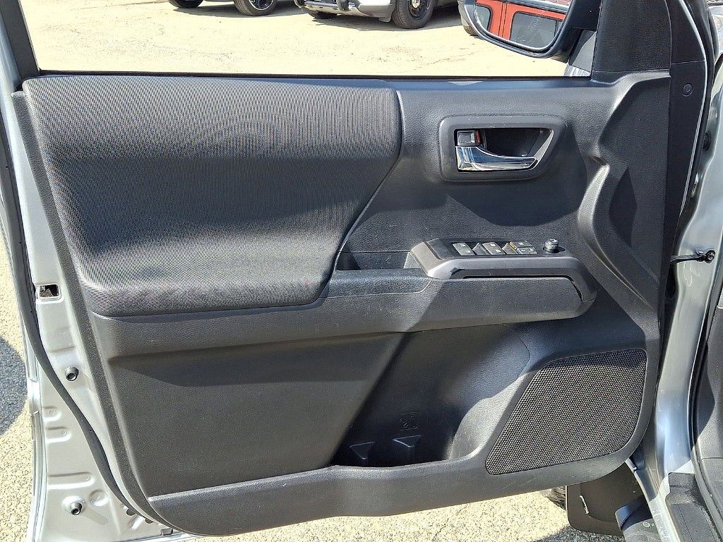 2023 Toyota Tacoma 4WD TRD Off-Road