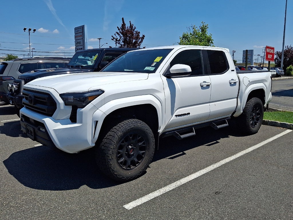 2024 Toyota Tacoma 4WD SR5