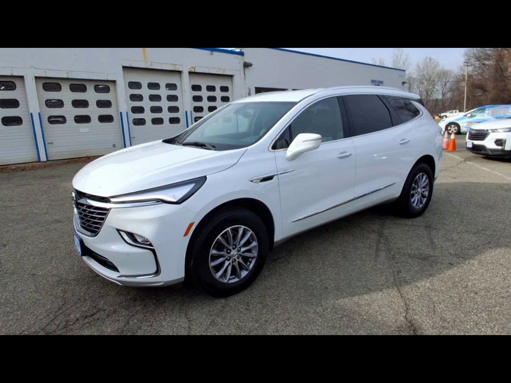 2024 Buick Enclave Essence