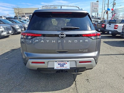 2025 Nissan Pathfinder Platinum