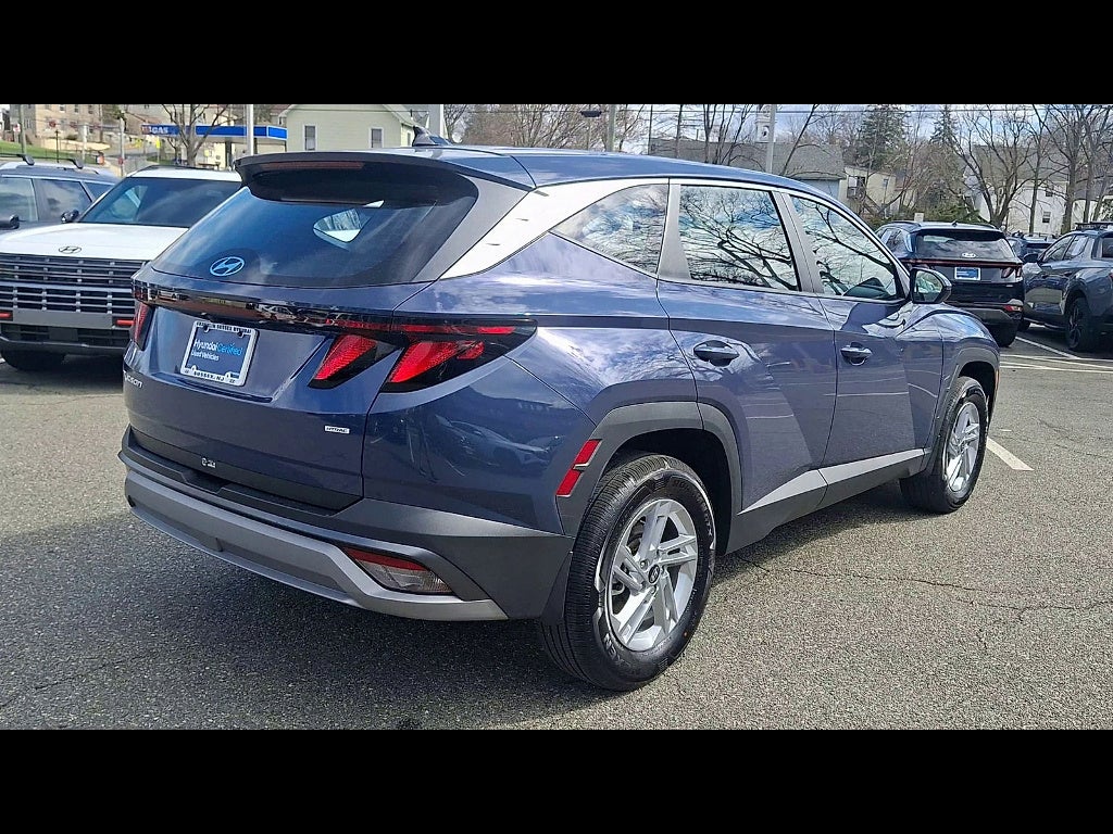 2025 Hyundai Tucson SE