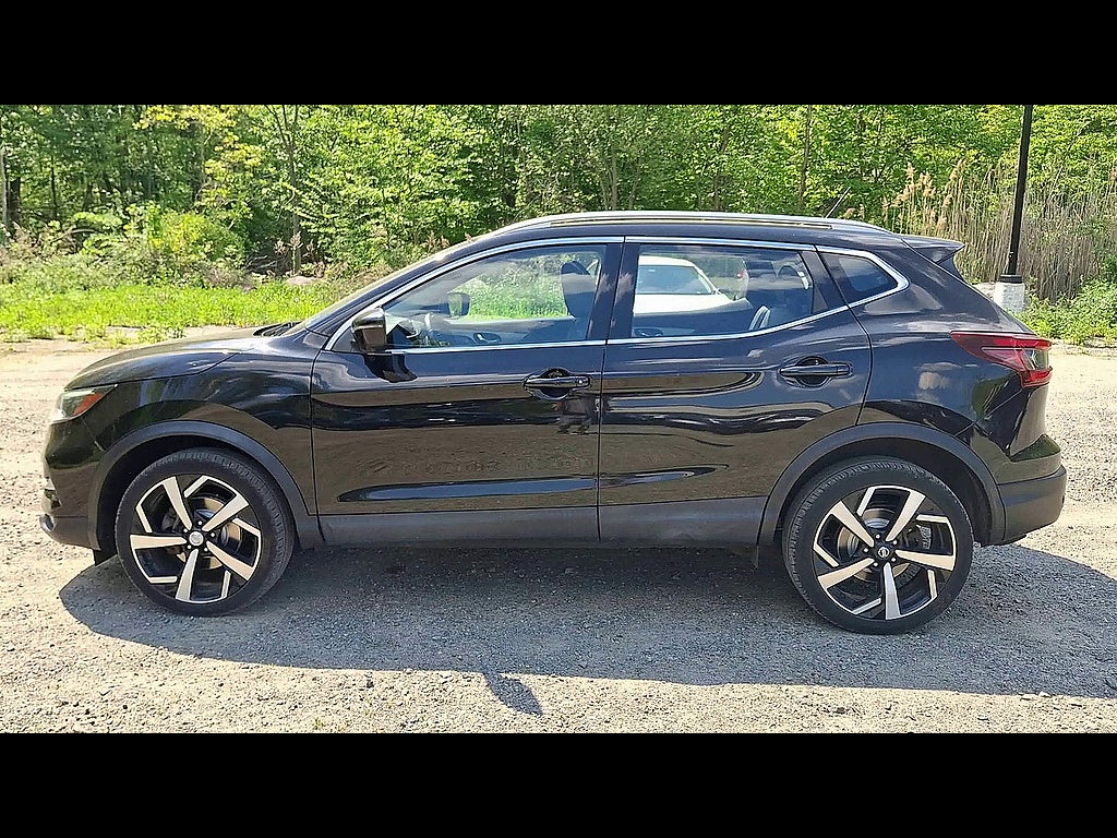 2020 Nissan Rogue Sport SL