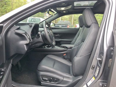 2019 Lexus UX Base