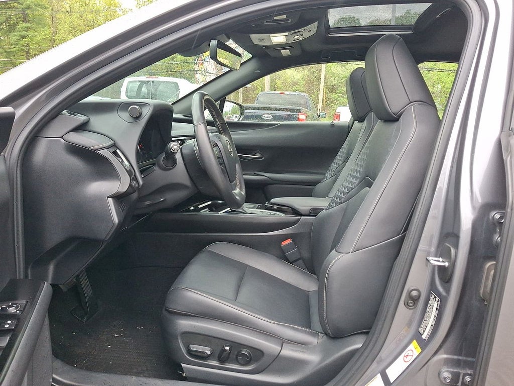 2019 Lexus UX Base