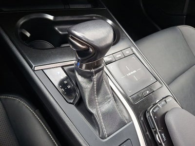 2019 Lexus UX Base